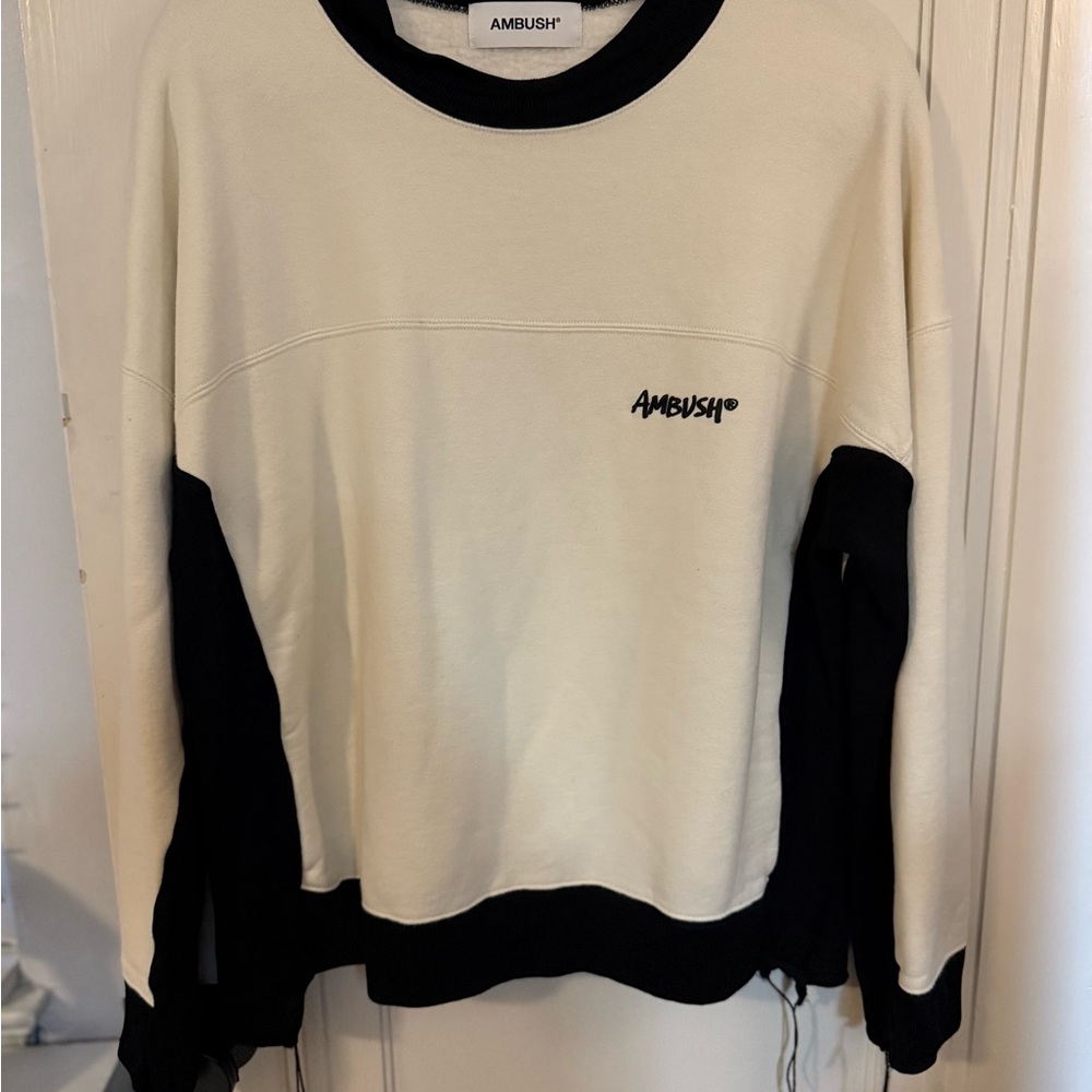 Men’s Black and White Sweater
